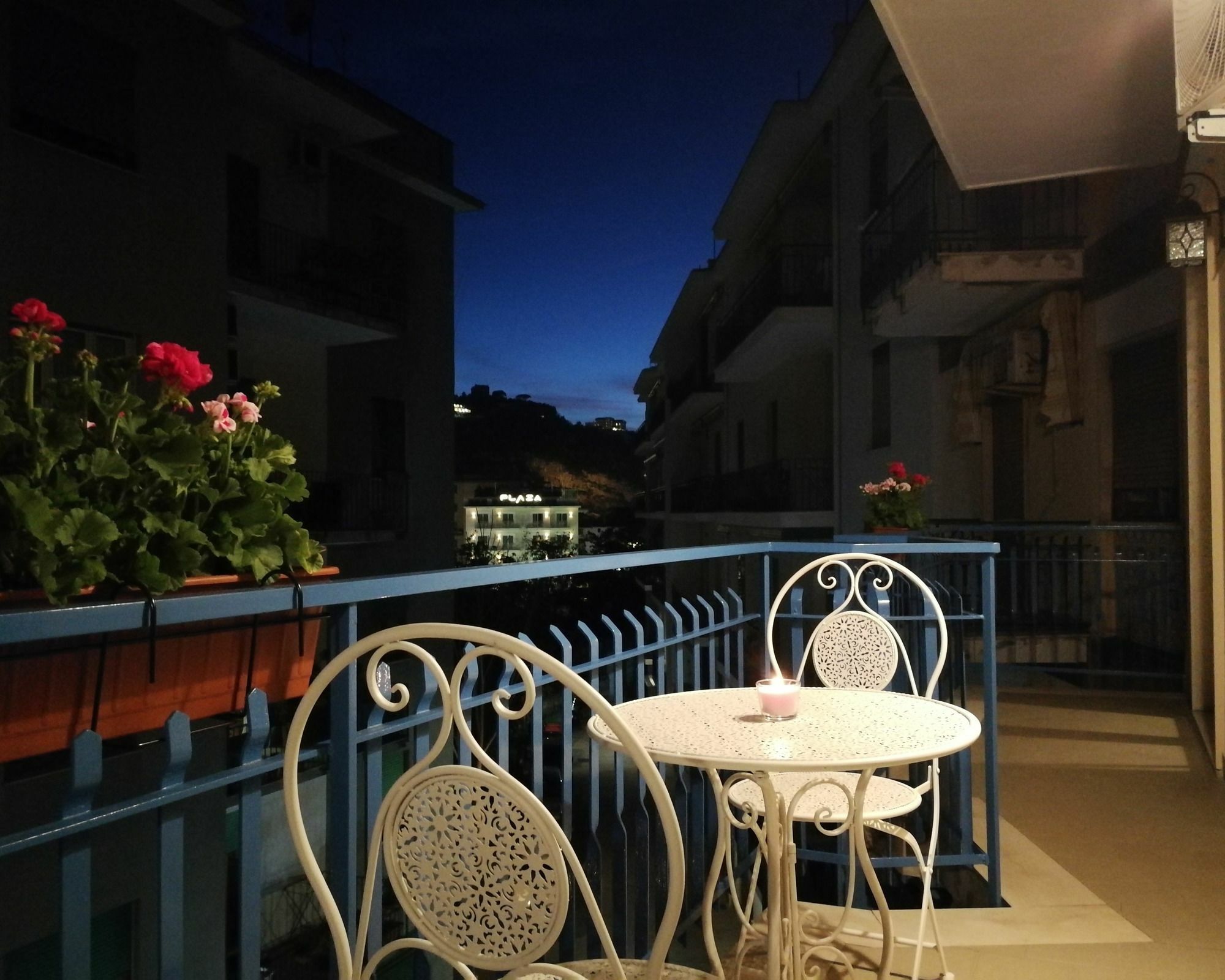 Lucy Home Sorrento Exteriör bild